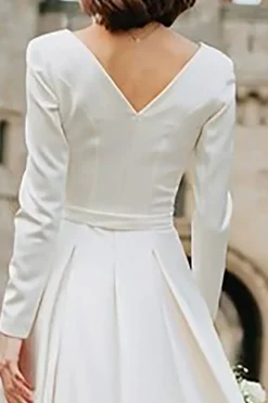 Marfim Uma Linha Bateau Neck Vestido de noivado longo com mangas compridas