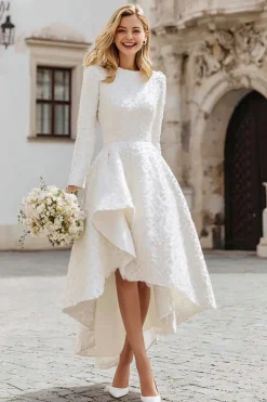 Marfim Uma Linha Bateau Pescoço Manga Longa Vestido de noivado alto-baixo