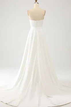 Marfim Uma linha Long Chiffon vestido de noiva com borboletas 3D mangas longas