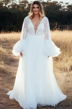 Marfim Uma Linha V Neck Lace Tule Vestido de Noiva com Mangas Longas