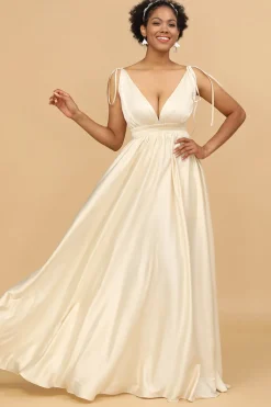 Marfim vestido de dama de honra