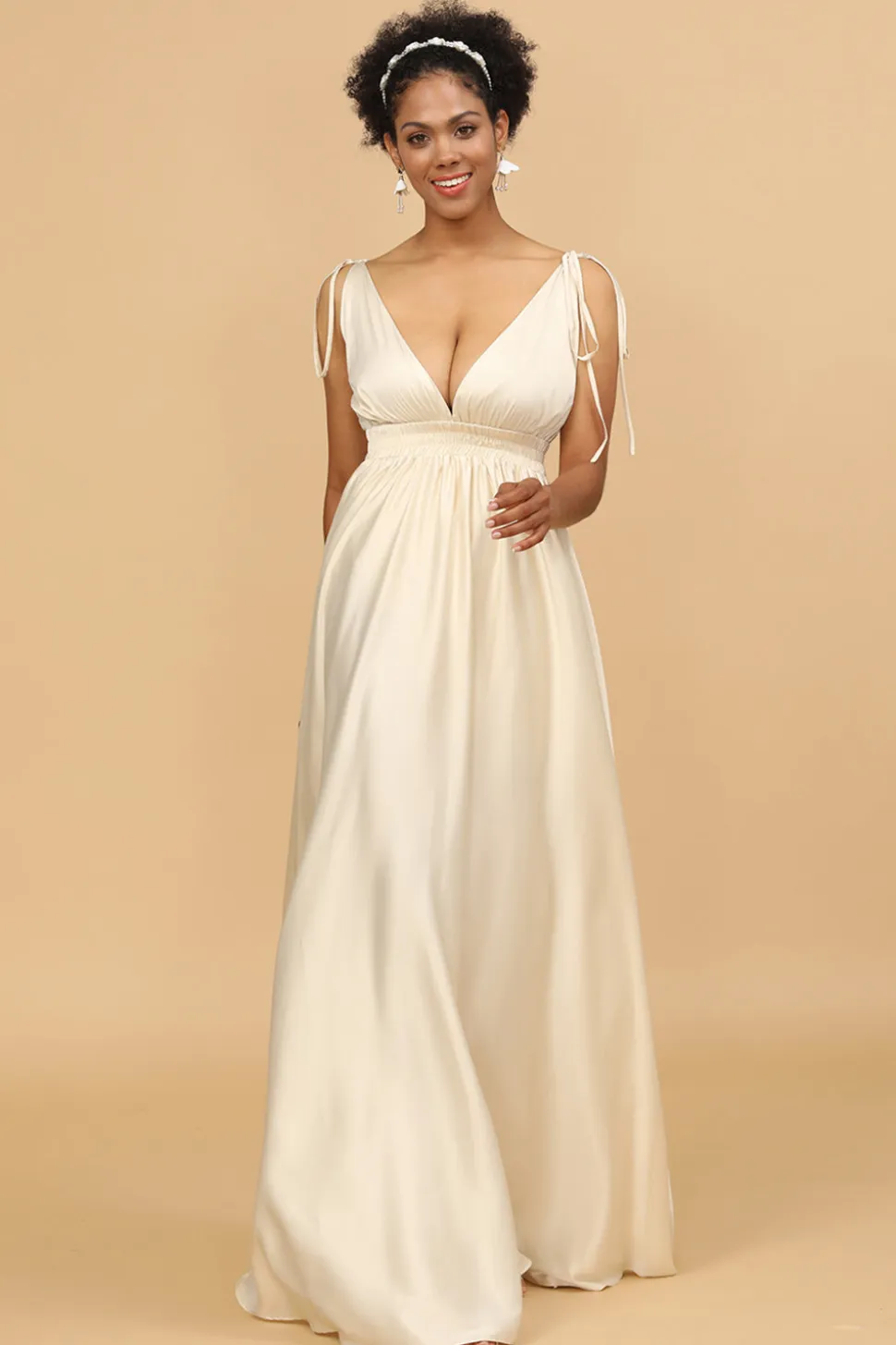 Marfim vestido de dama de honra