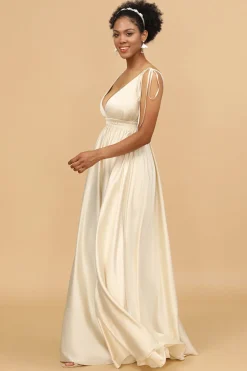 Marfim vestido de dama de honra