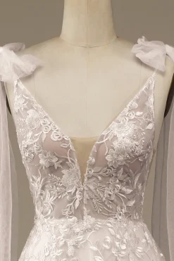 Marfim V-Neck Renda A-Line Vestido de Noiva com Bowknot