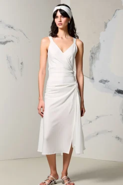 Marfim V-Neck Ruched Weding Guest Dress com fenda