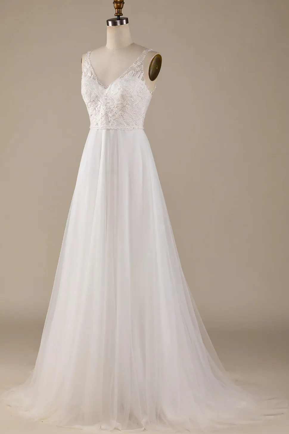 Marfim V-Neck Tule Varredura Trem Vestido de Noiva com Renda