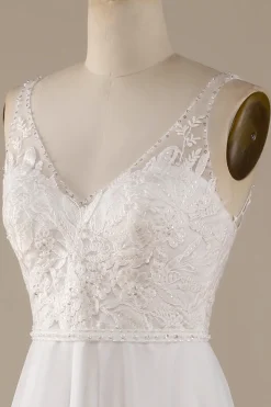 Marfim V-Neck Tule Varredura Trem Vestido de Noiva com Renda