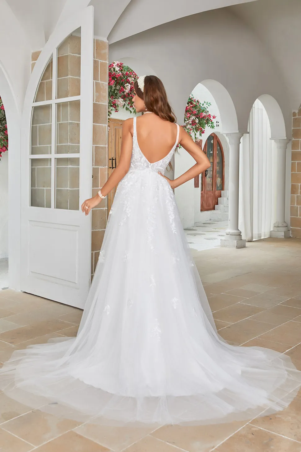 Marfim V-Neck varredura trem vestido de noiva com renda