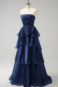 Marinha Escura Uma Linha Strapless Tiered Cetim Long Vestido de Dama de Honra