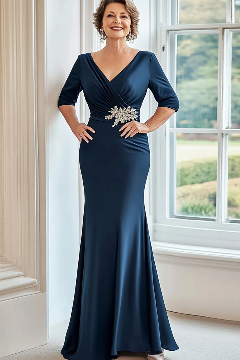 Marinha Stretch cetim V-neck bainha mãe do vestido de noiva com meias mangas