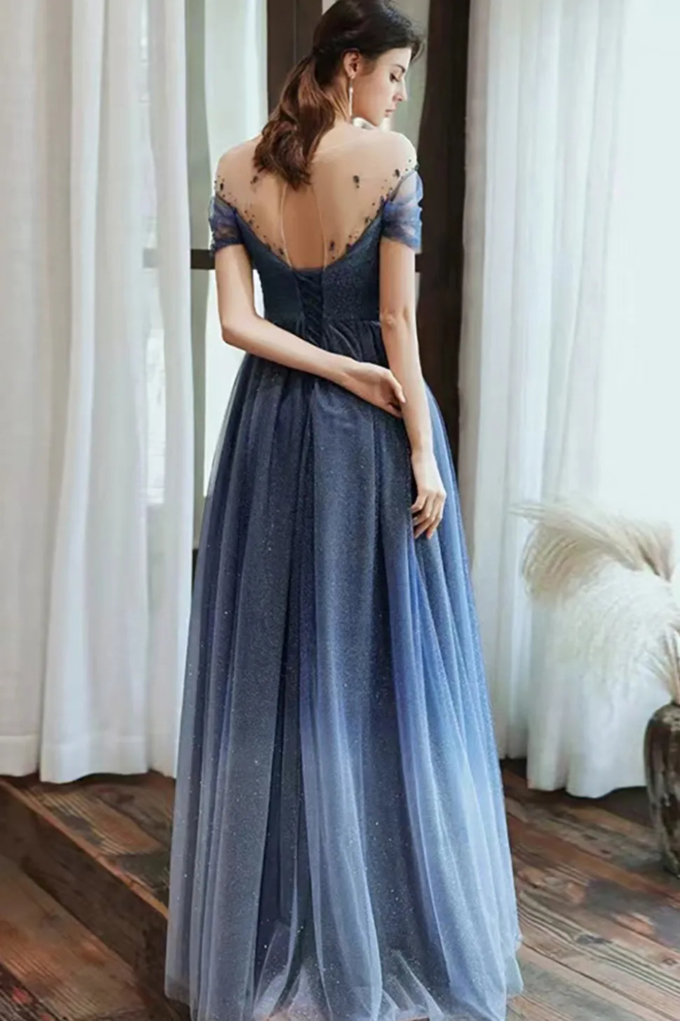 Marinha Uma Linha Pescoço Redondo Mangas Curtas Tull Long Prom Dress