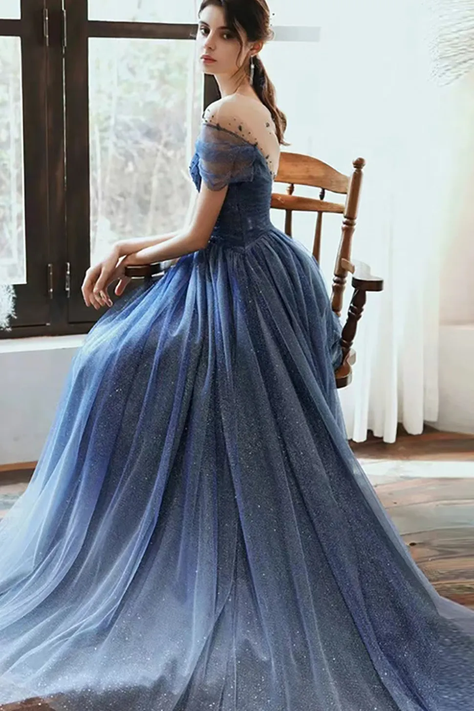 Marinha Uma Linha Pescoço Redondo Mangas Curtas Tull Long Prom Dress