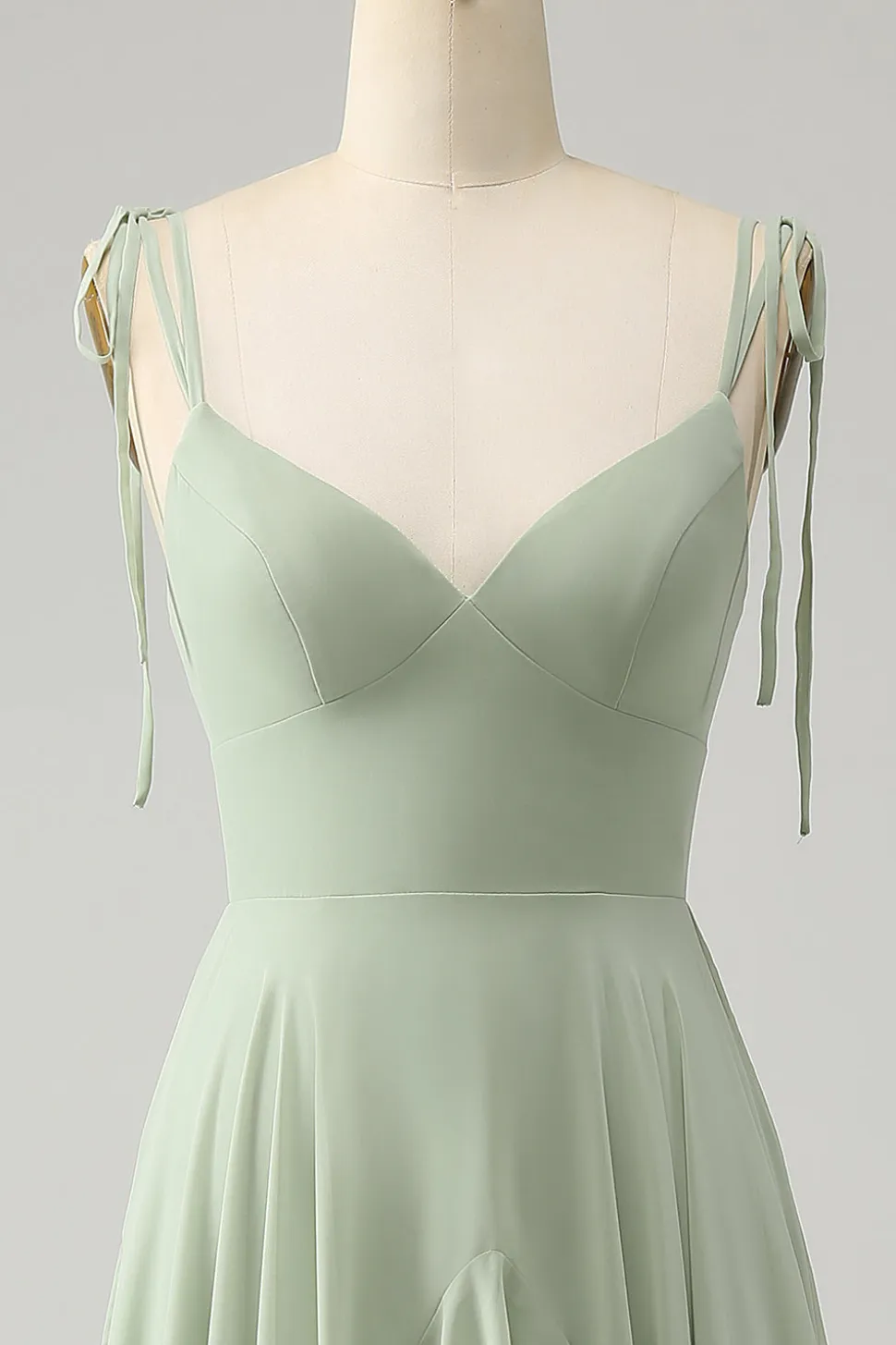 Matcha A-Line Esparguete Alças Chiffon Vestido Madrinha com Folhos