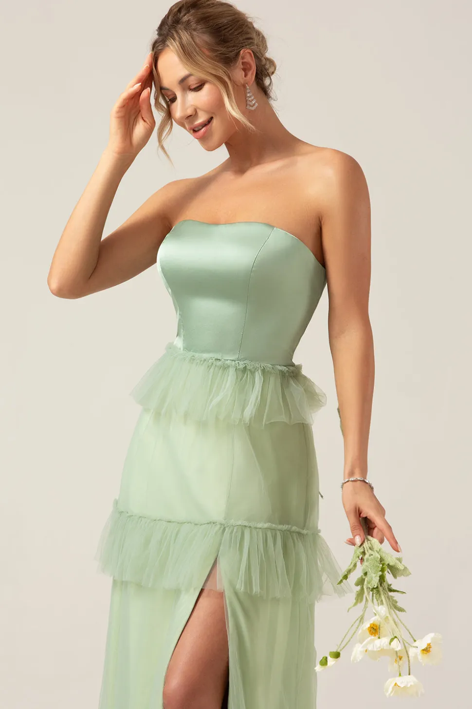 Matcha A-Line Strapless Vestido Longo Madrinha com Folhos