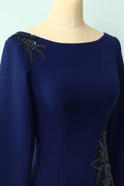 Mãe azul escuro do vestido de noiva