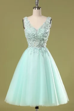 Menta verde curto vestido de baile com apliques
