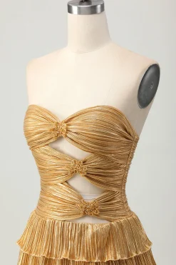 Metalizado dourado sem alças cortado plissado em camadas curto homecoming vestido