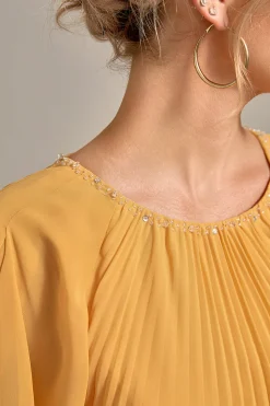 Navy A-line pescoço redondo plissado mãe de vestido de noiva com mangas curtas