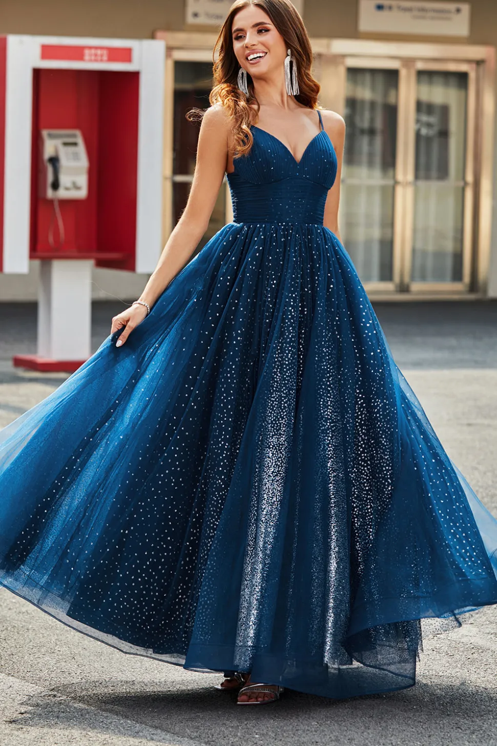 Navy A-Line V-Neck Long Beaded Tulle Prom vestidos com pregas