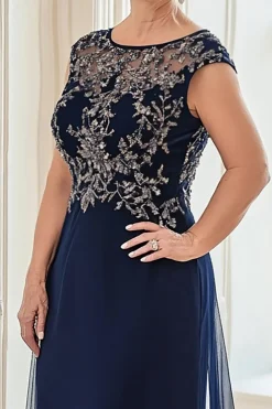 Navy Bainha Barco Pescoço Renda Appliqued Long Mother Of The Bride Dress