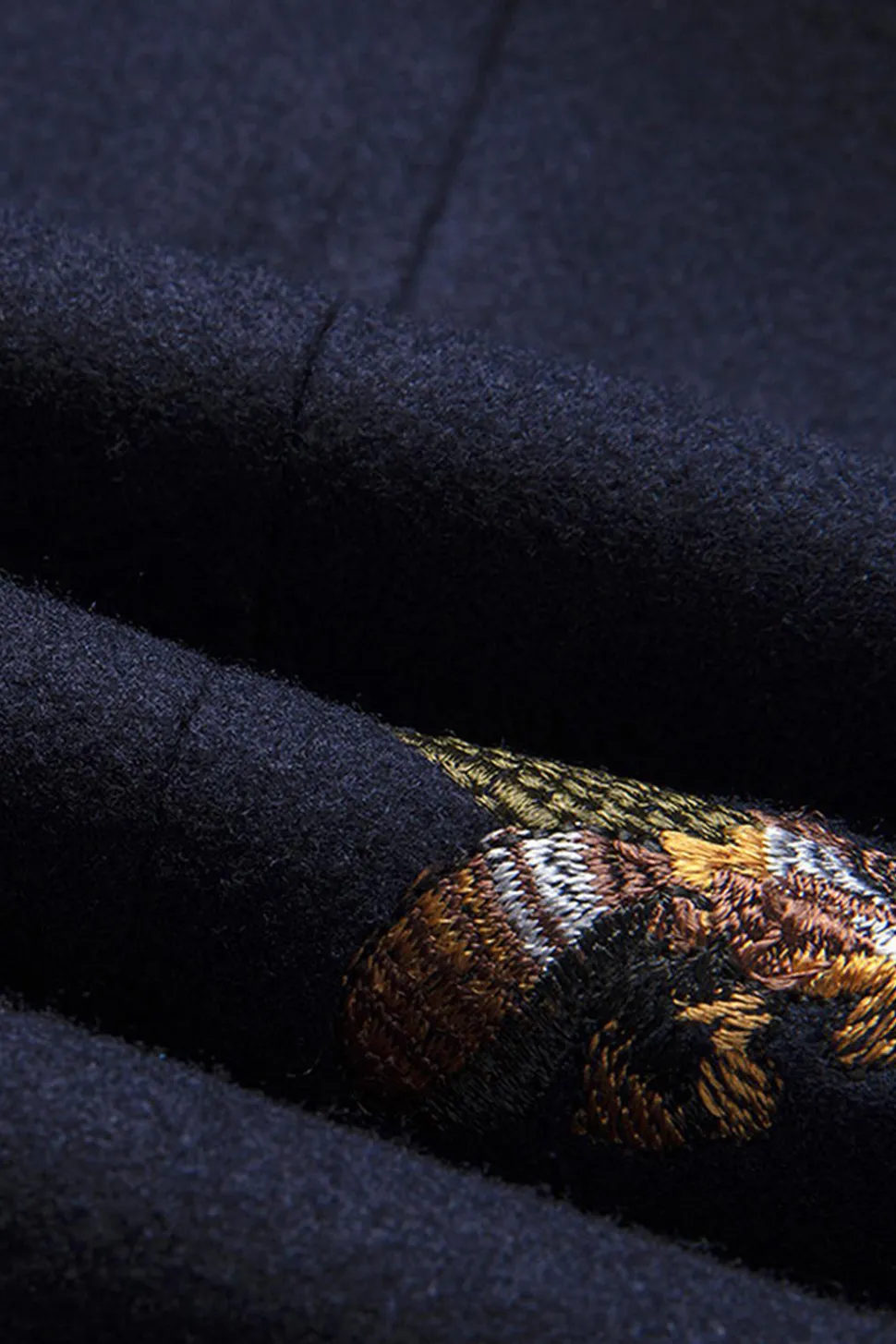 Navy Notched Lapela Um Botão Bordado Blazer Masculino