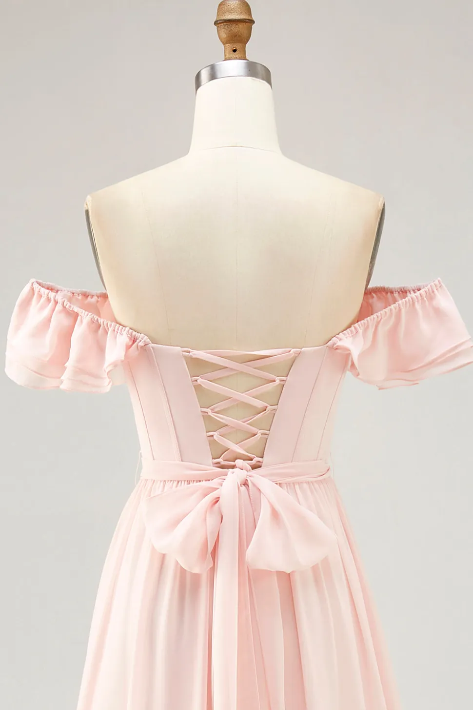 Off The Shoulder Blush babado um vestido de dama de honra linha com fenda