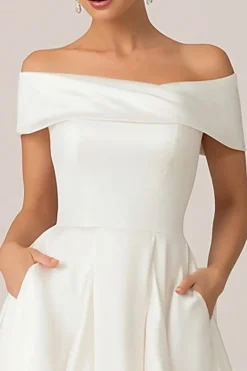 Off The Shoulder Uma Linha Vestido de Noiva Branco Courthouse