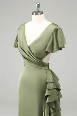 Olive V Pescoço Cetim Bainha Vestido de Noiva com Folhos