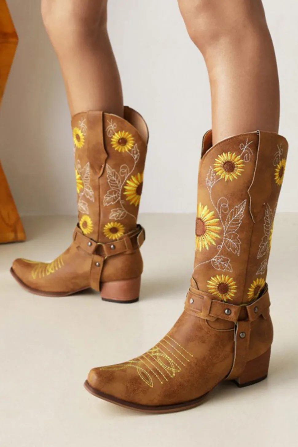 Padrão de girassol marrom no dedo do pé pontiagudo Chunky Heel Cowgirl Botas