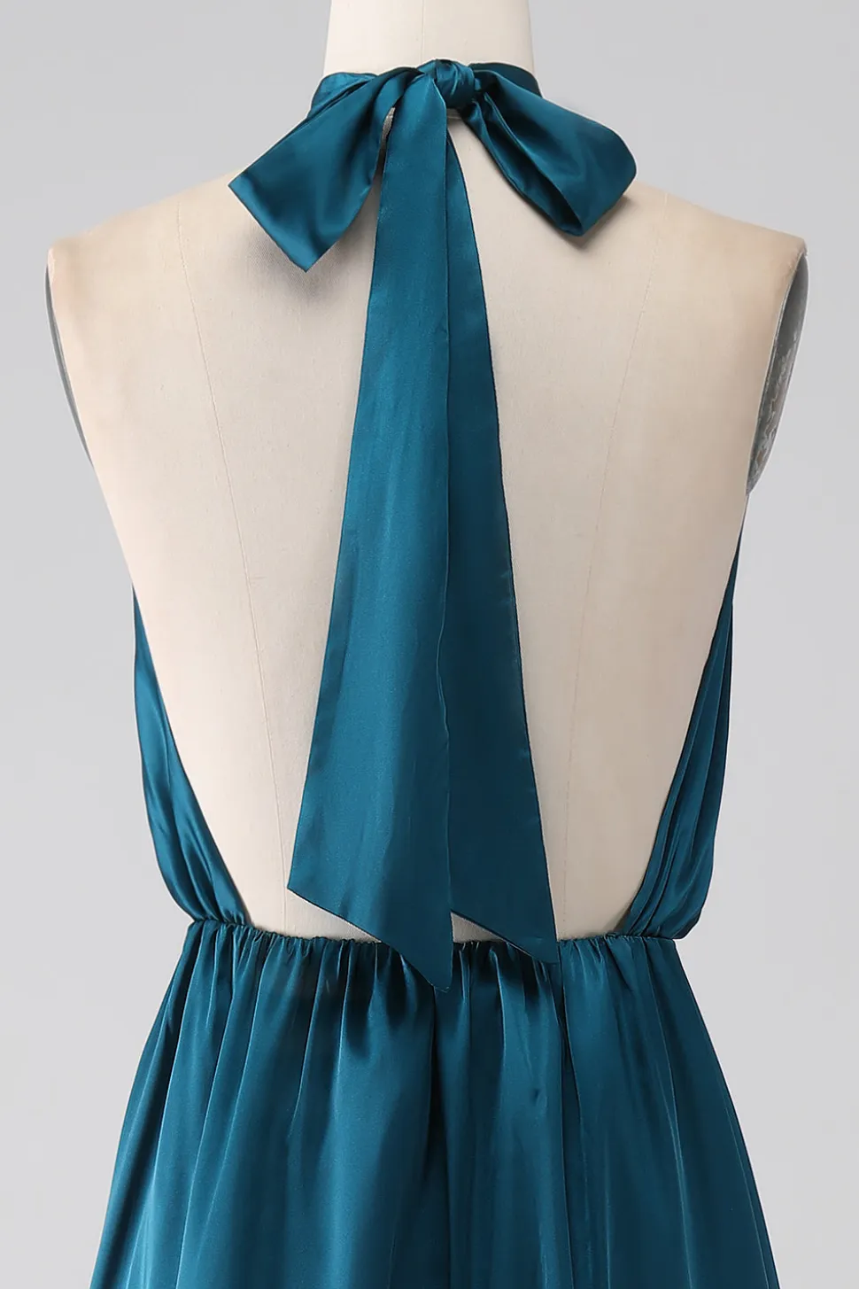Pavão A-Line Halter Neck Vestido Longo Madrinha com Fenda