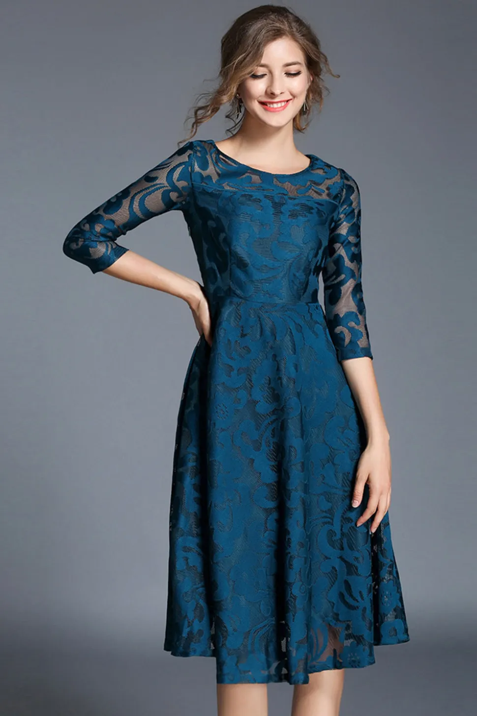Pavão A-Line Pescoço Redondo Meias Mangas Midi Mãe do Vestido da Noiva