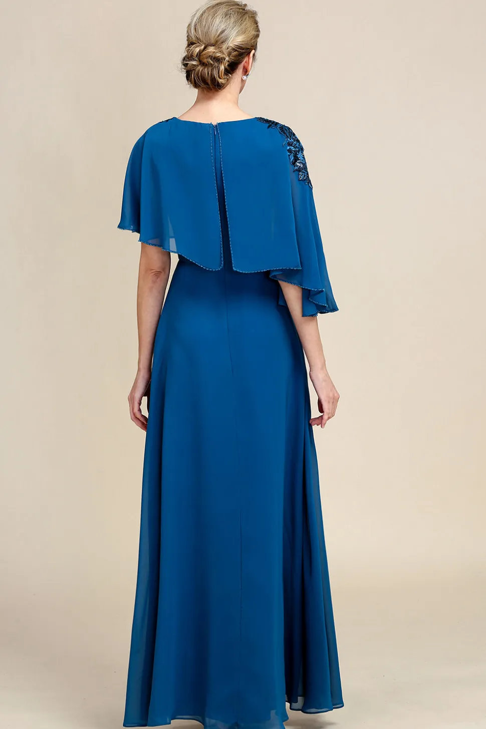 Pavão Azul Vestido Mãe de Noiva com Renda