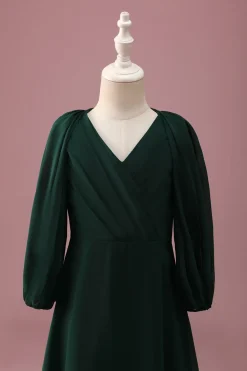 Pine Green A-Line V-Neck Chiffon Junior Vestido Madrinha com mangas compridas
