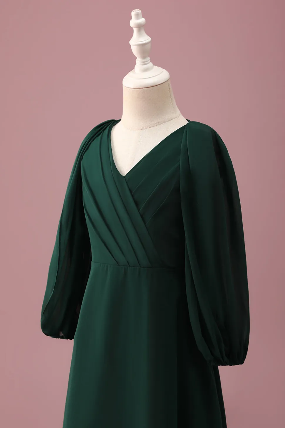 Pine Green A-Line V-Neck Chiffon Junior Vestido Madrinha com mangas compridas
