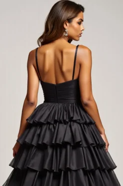 Preto A Line Spaghetti Correias Plissado Cetim Prom Dress