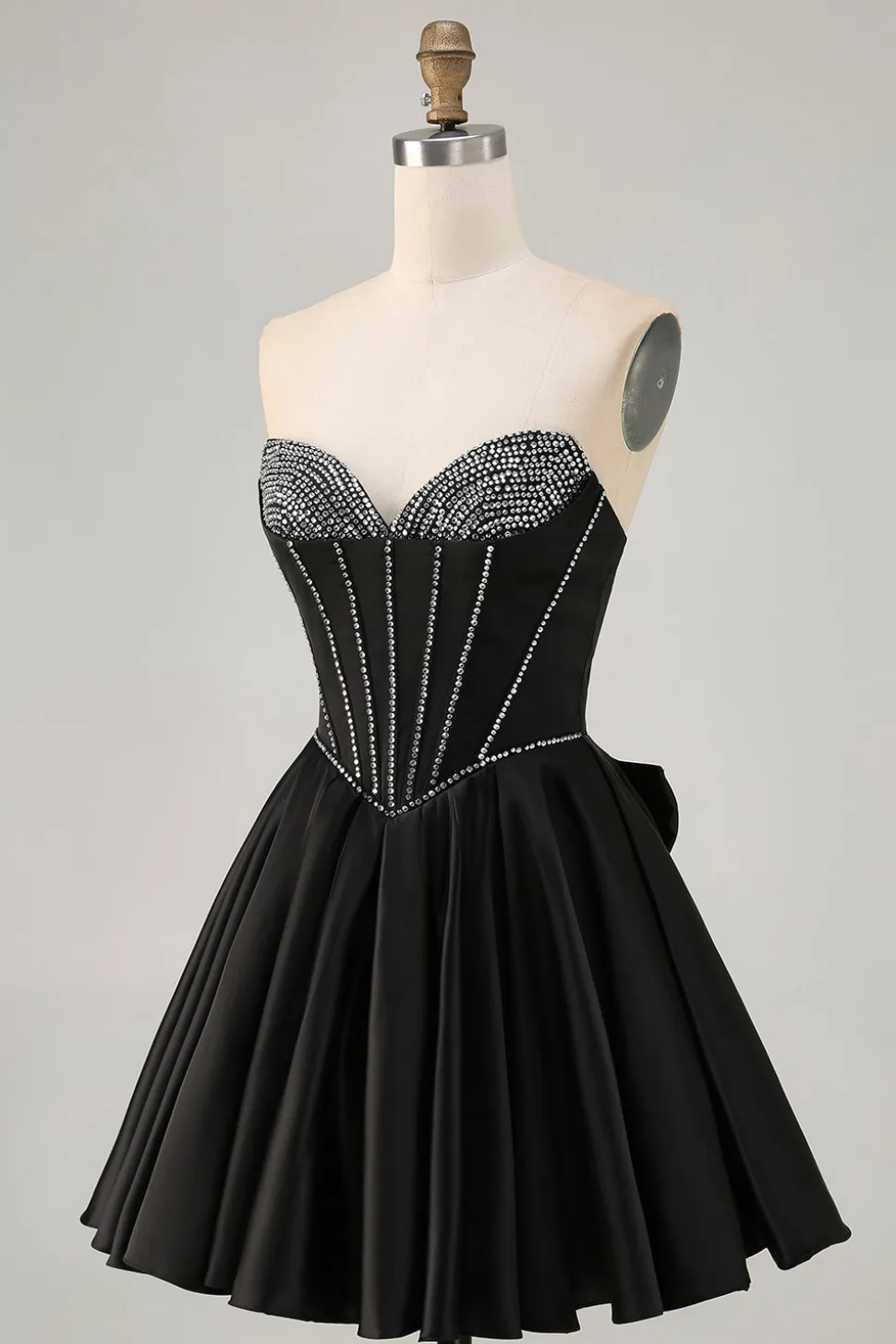 Preto A-Line Strapless frisado vestido curto Homecoming com arco