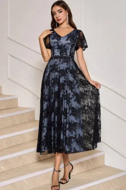 Preto A-Line V-Neck Renda Tea-Length Dress com mangas curtas