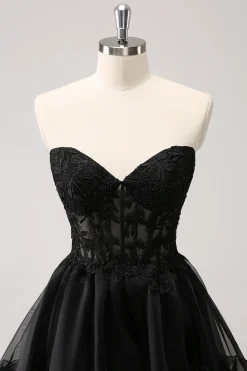 Preto bonito Uma linha espartilho sem alças babados vestido curto Homecoming
