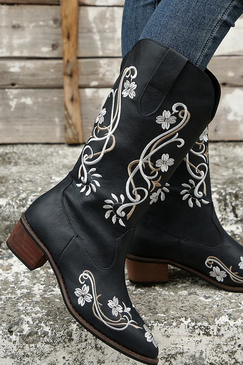 Preto Bordado Dedo Pontiagudo Salto Grosso Western Boots