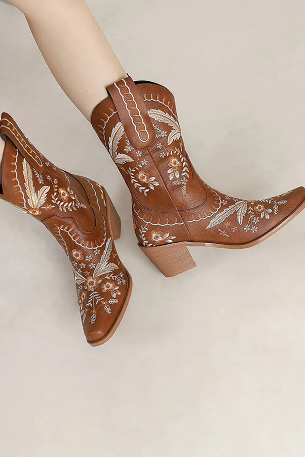 Preto Bordado Salto Chuncky Cowgirl Ankle Botas