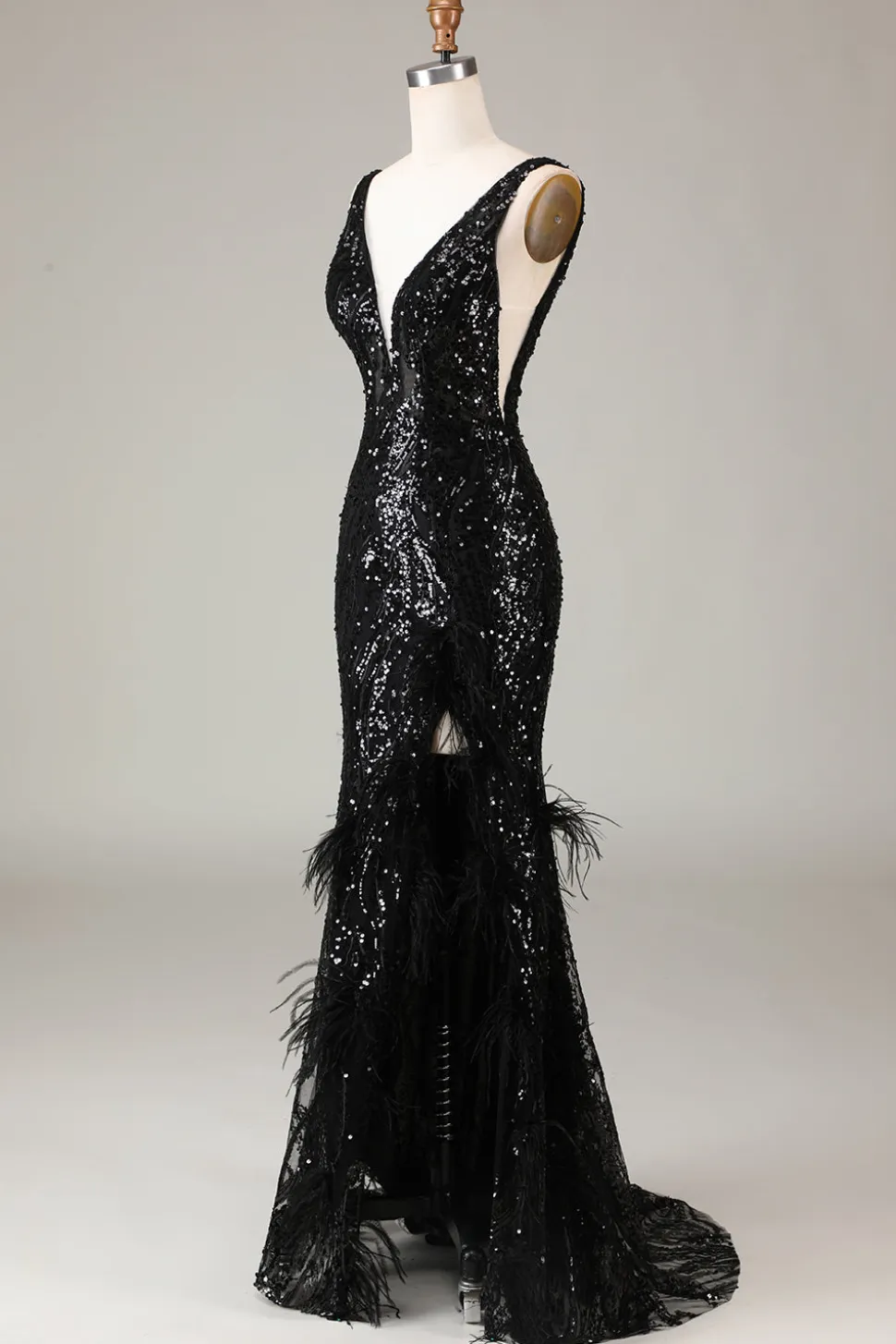 Preto brilhante Depp V-neck vestido de baile de formatura com penas
