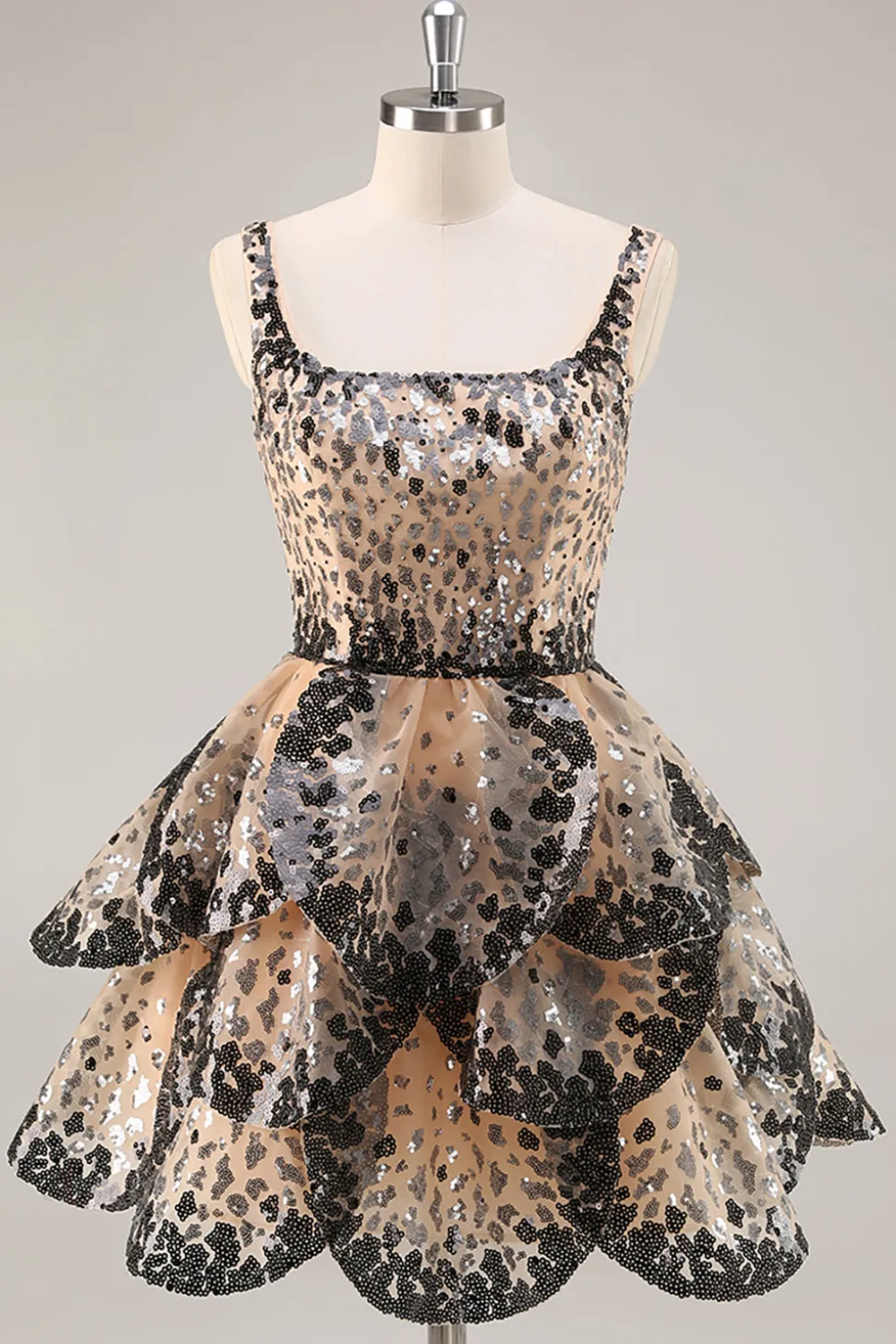 Preto Damasco Sequined Tiered A Line Homecoming Dress