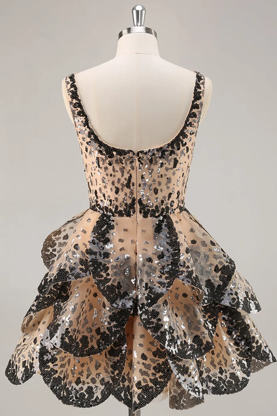 Preto Damasco Sequined Tiered A Line Homecoming Dress