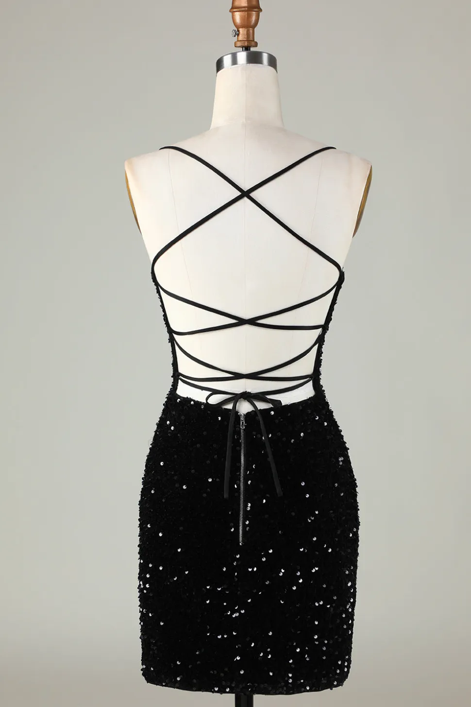 Preto espaguete alças lantejoulas homecoming vestido com cruz criss para trás