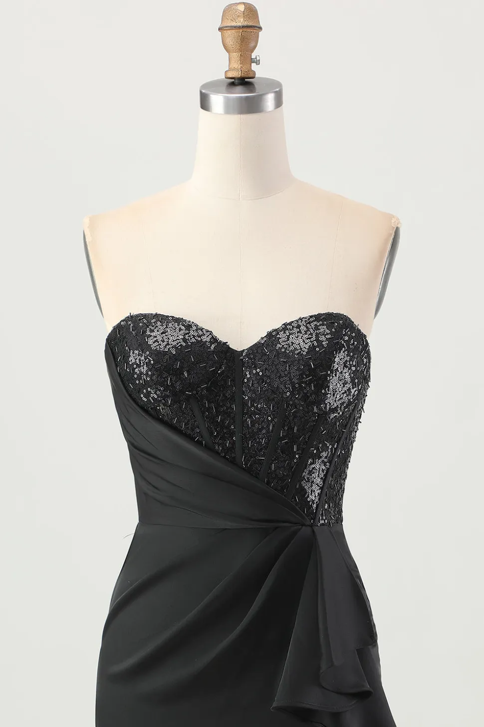 Preto Espartilho sem alças Bodycon frisado Homecoming Dress com fenda