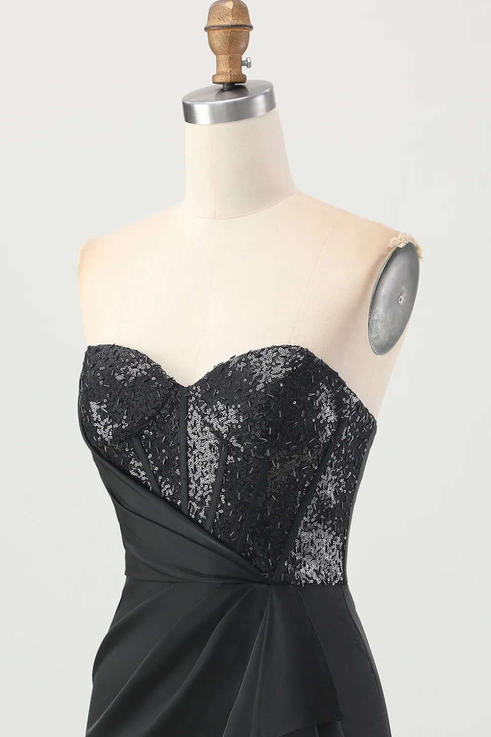 Preto Espartilho sem alças Bodycon frisado Homecoming Dress com fenda
