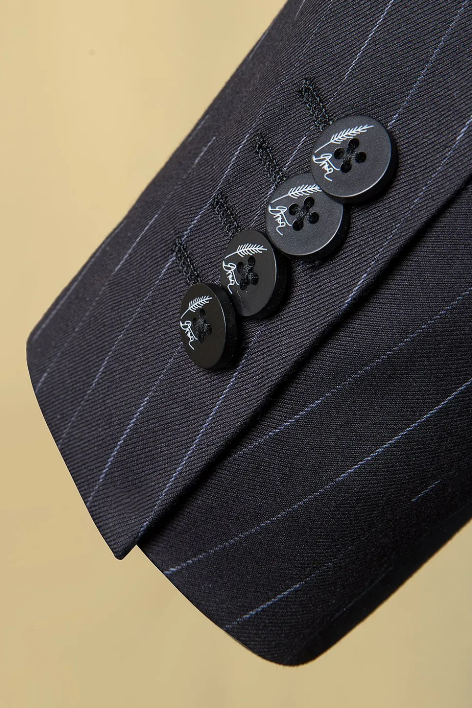 Preto Listras Dublo Peito Lapela de Pico 3 Peças Terno Masculino