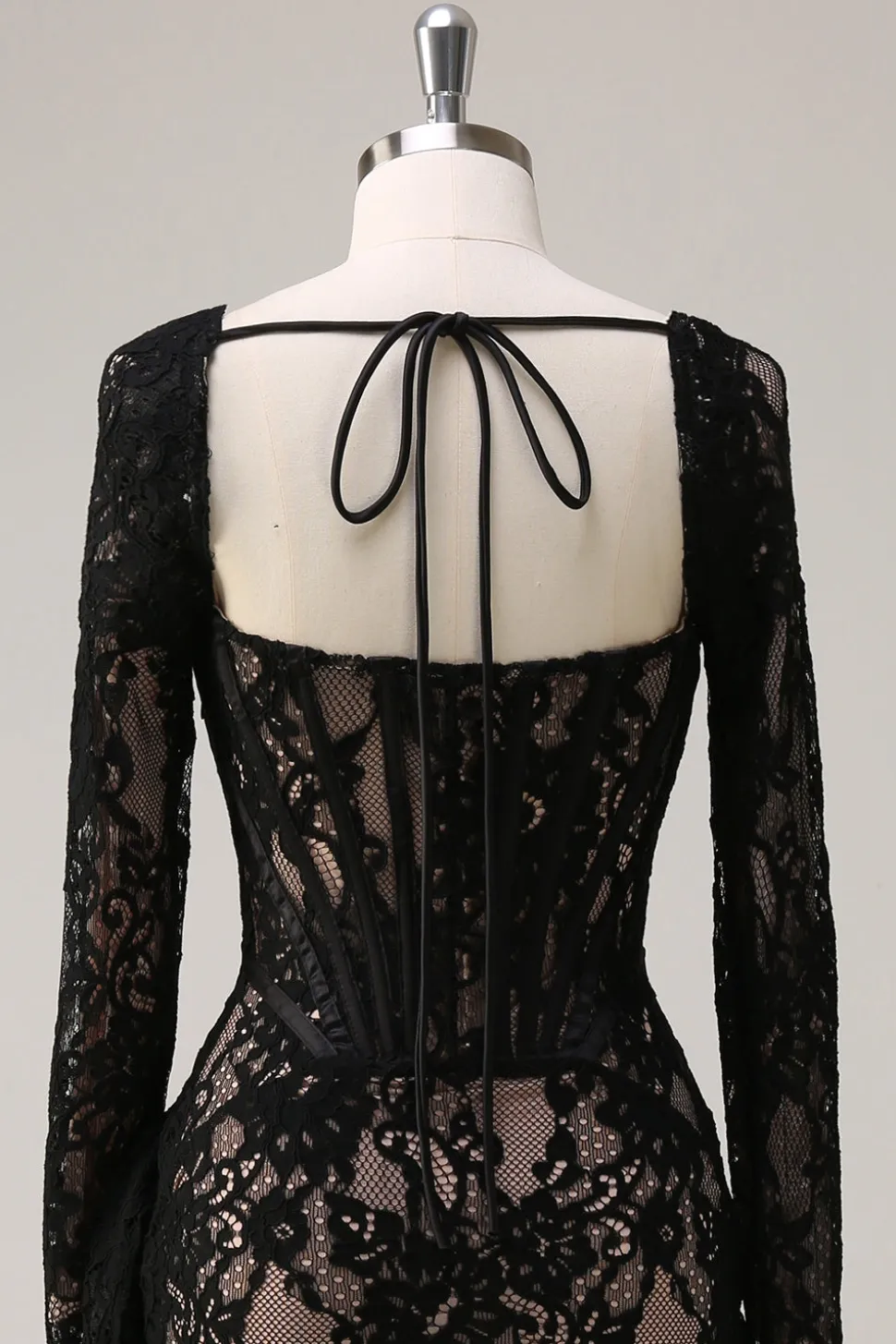 Preto Pescoço Quadrado Corset Ruched Backless Vestido de Coquetel Curto com Mangas Longas