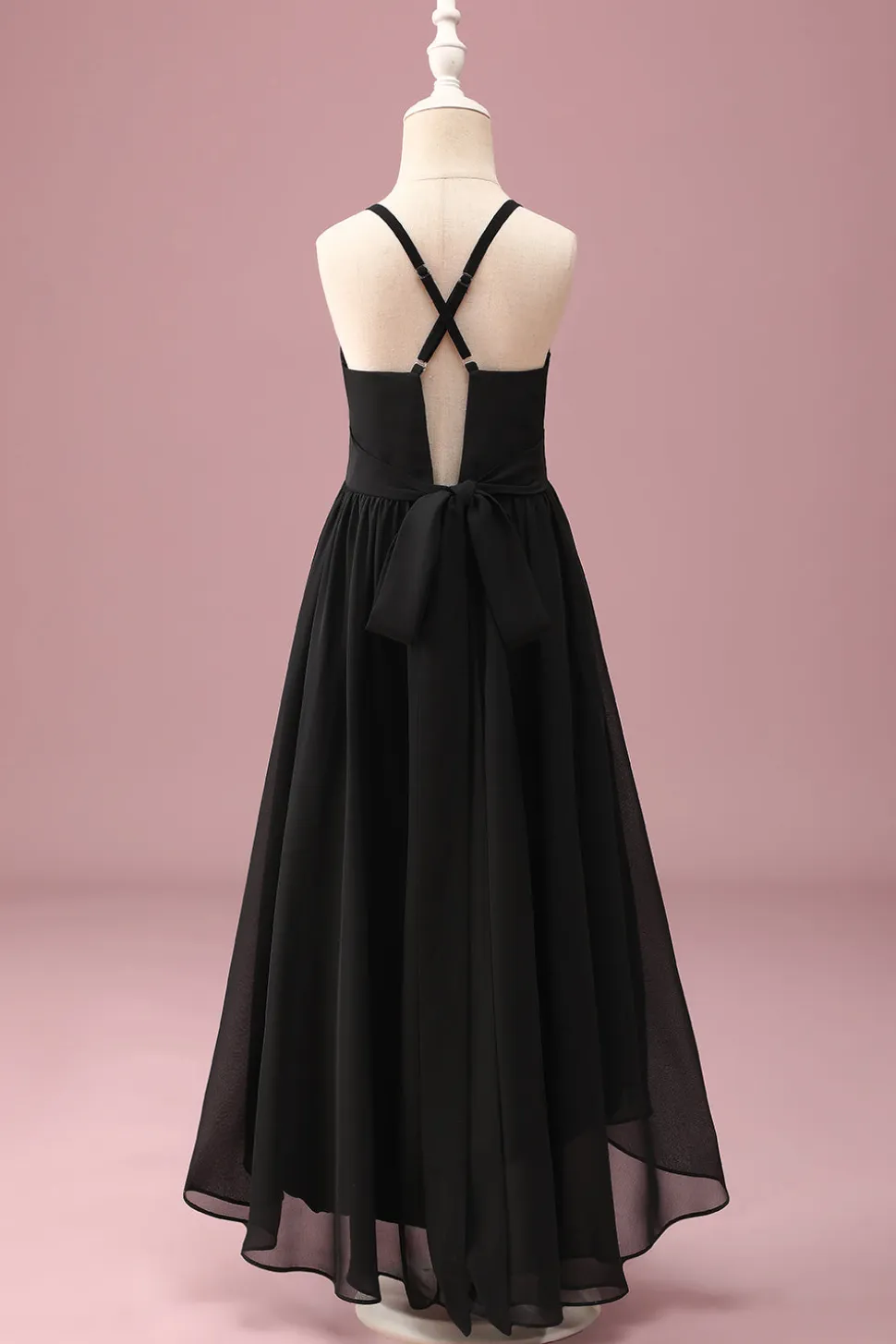 Preto pescoço redondo uma linha alta baixa vestido de dama de honra júnior com cinto
