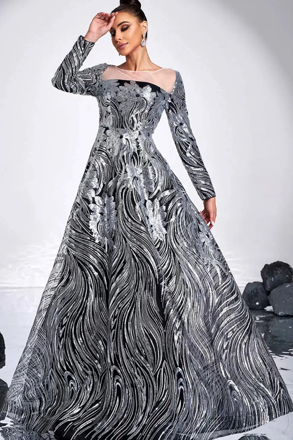 Preto Prata Floral A-Line Ilusão Pescoço Mangas Longas Vestido Formal